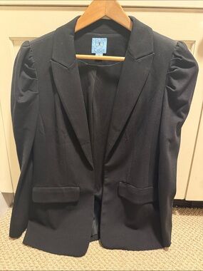 CeCe Black Puff-Sleeve Tailored Blazer
